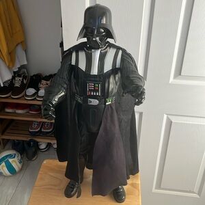 Darth vador action figure , 1 feet long ! Great condition